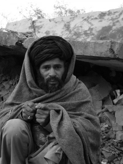 UZAKLARIN ÇARESIZLIĞI....PAKISTAN, KASHMIR DEPREMI....