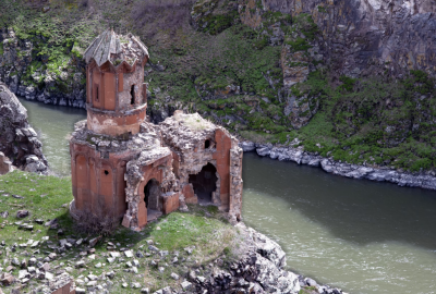 ANADOLU KÜLTÜR POTASINDA BİR HAYALET ŞEHİR: ANİ